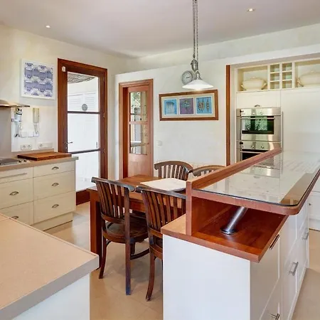Villa Olivers Antibes * 昂蒂布